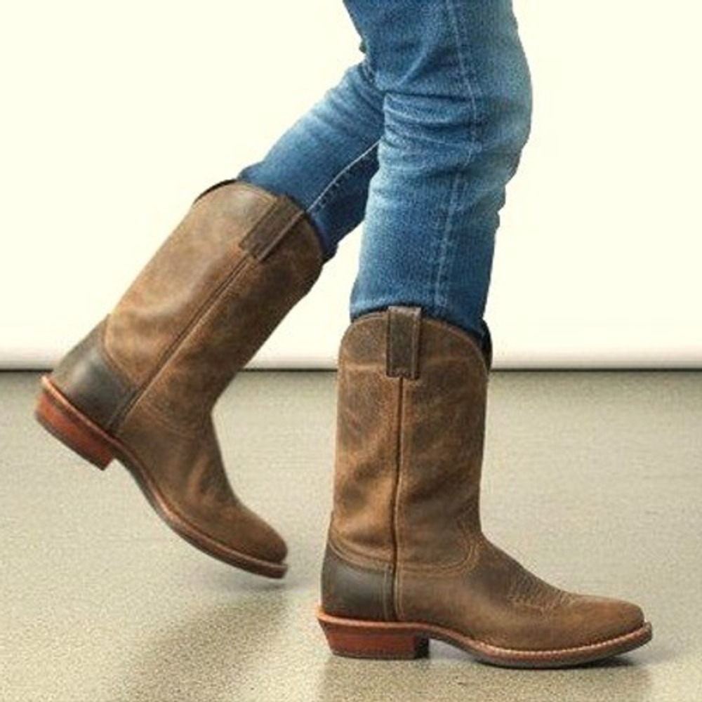 Chippewa 29300 Mens Brown Leather Western Cowboy Boots Made in USA Vibram Sole